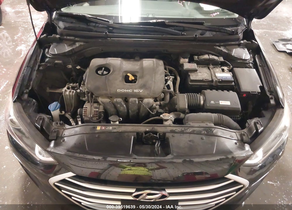 2017 HYUNDAI ELANTRA SE VIN: 5NPD84LF7HH010038
