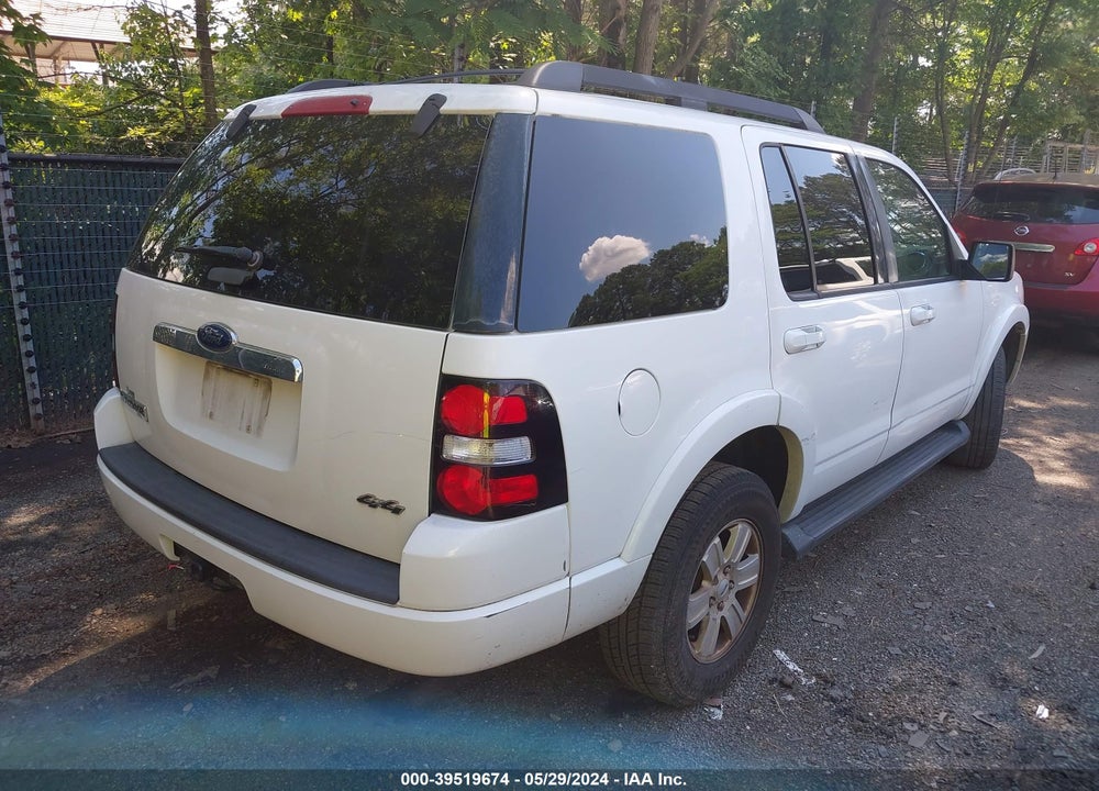 2009 FORD EXPLORER XLT VIN: 1FMEU73E29UA11030