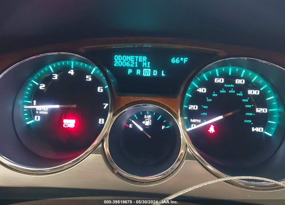 2010 BUICK ENCLAVE 1XL VIN: 5GALRBED0AJ135048