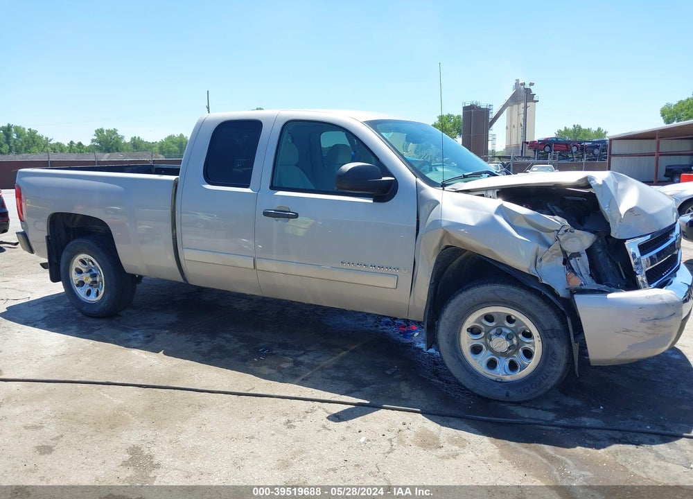 2008 CHEVROLET SILVERADO 1500 LT1 VIN: 1GCEC19C18Z104780