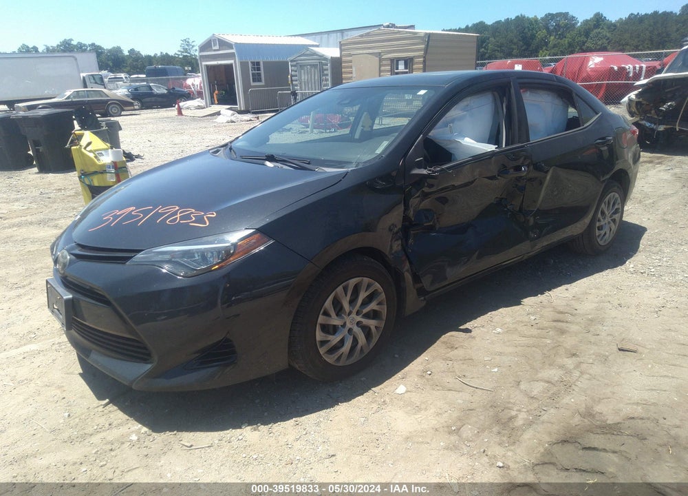 2018 TOYOTA COROLLA LE VIN: 2T1BURHE0JC018541