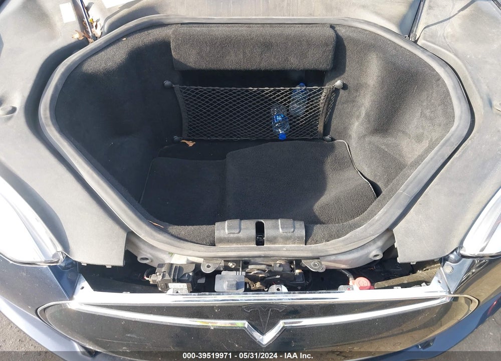 2014 TESLA MODEL S P85 VIN: 5YJSA1H19EFP63636