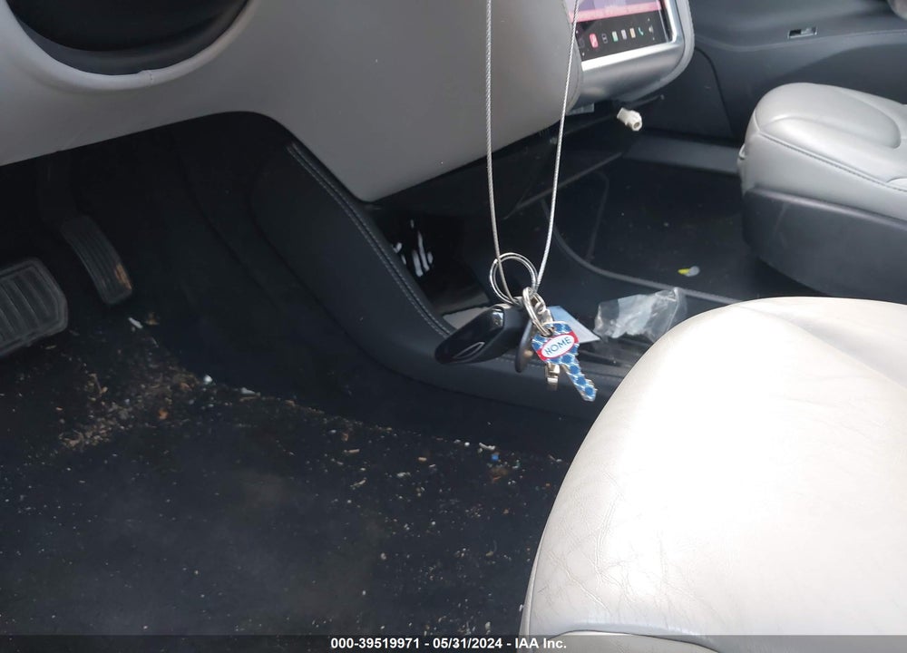 2014 TESLA MODEL S P85 VIN: 5YJSA1H19EFP63636