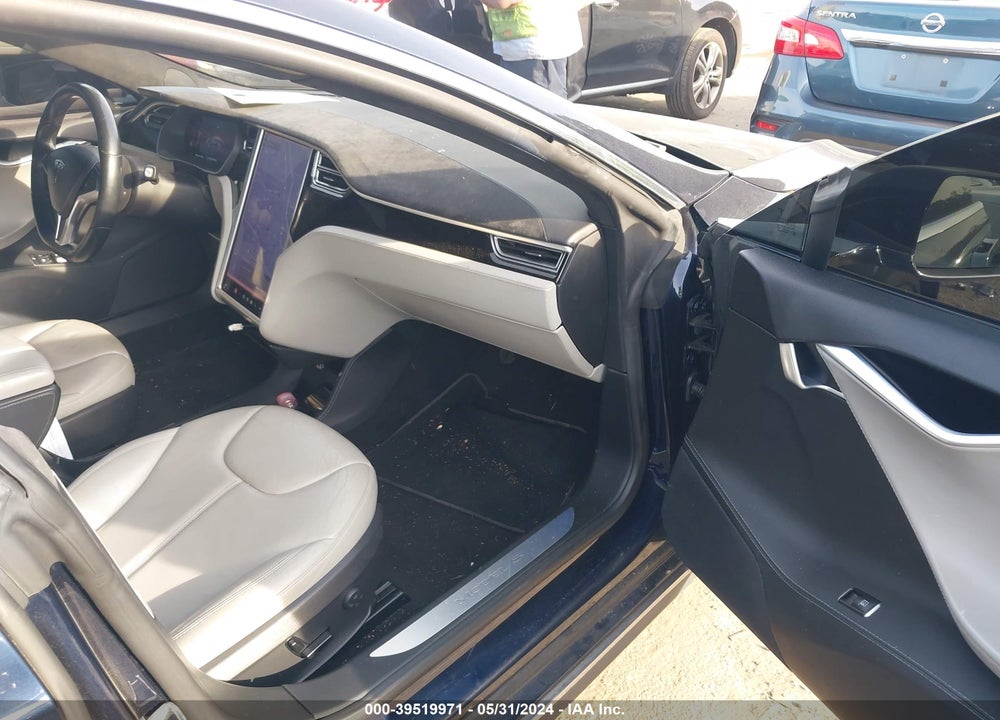 2014 TESLA MODEL S P85 VIN: 5YJSA1H19EFP63636