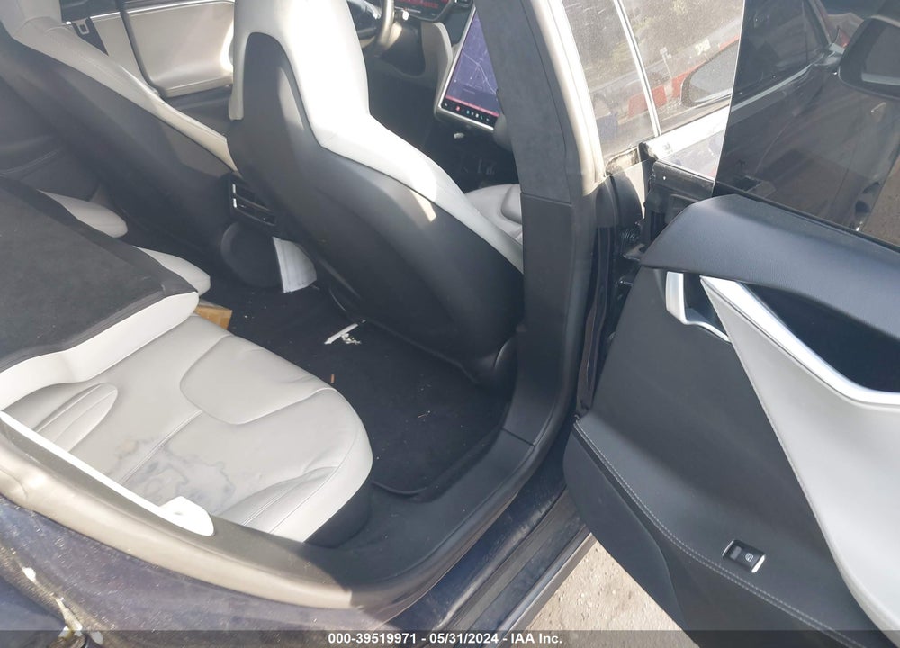 2014 TESLA MODEL S P85 VIN: 5YJSA1H19EFP63636