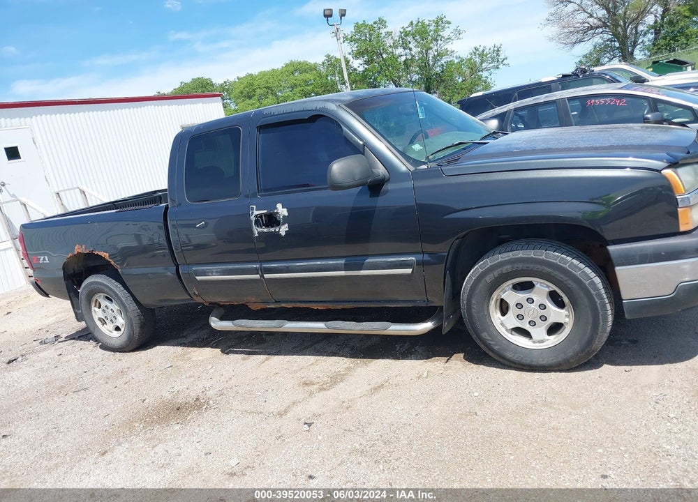 2003 CHEVROLET SILVERADO 1500 LS VIN: 2GCEK19T231149957