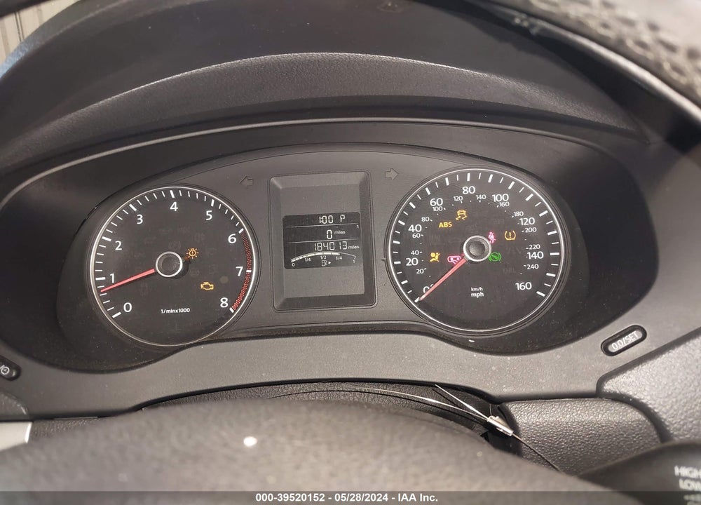 2013 VOLKSWAGEN JETTA 2.5L SE VIN: 3VWDX7AJ6DM446506