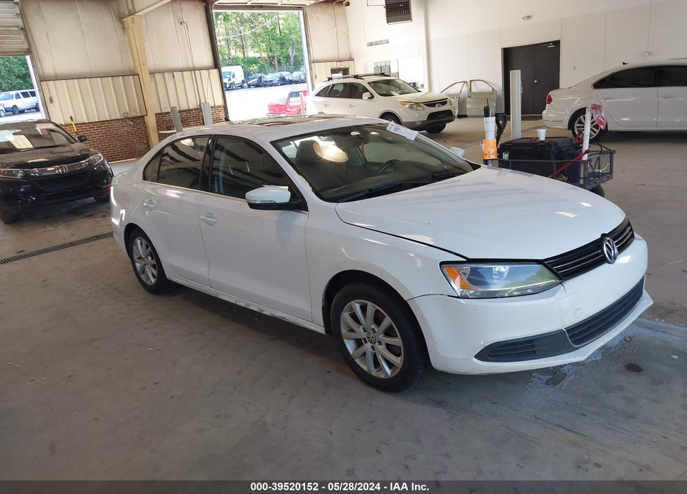 2013 VOLKSWAGEN JETTA 2.5L SE VIN: 3VWDX7AJ6DM446506