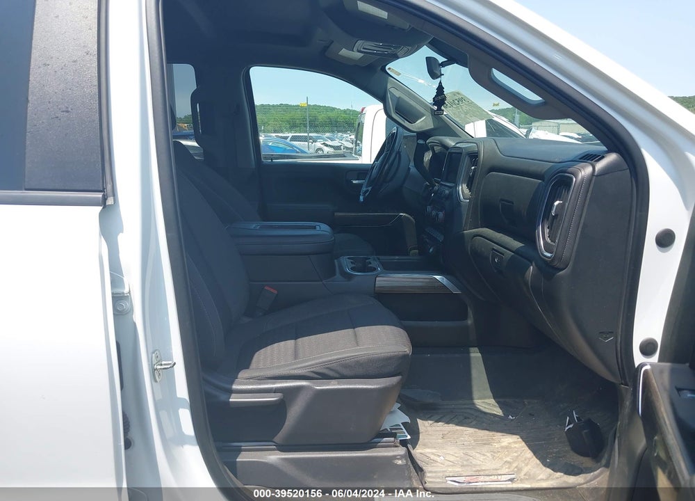 2021 CHEVROLET SILVERADO 1500 4WD SHORT BED RST/4WD STANDARD BED RST VIN: 1GCUYEET4MZ122209