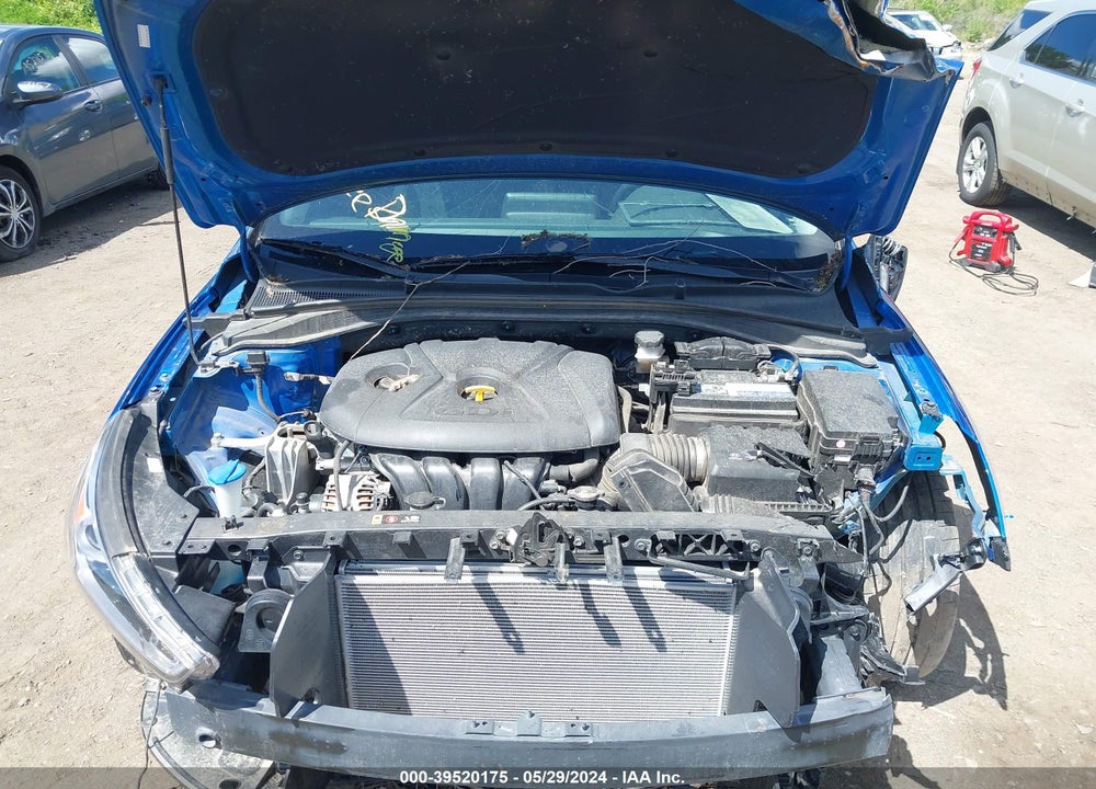 2018 HYUNDAI ELANTRA GT VIN: KMHH35LE8JU012059