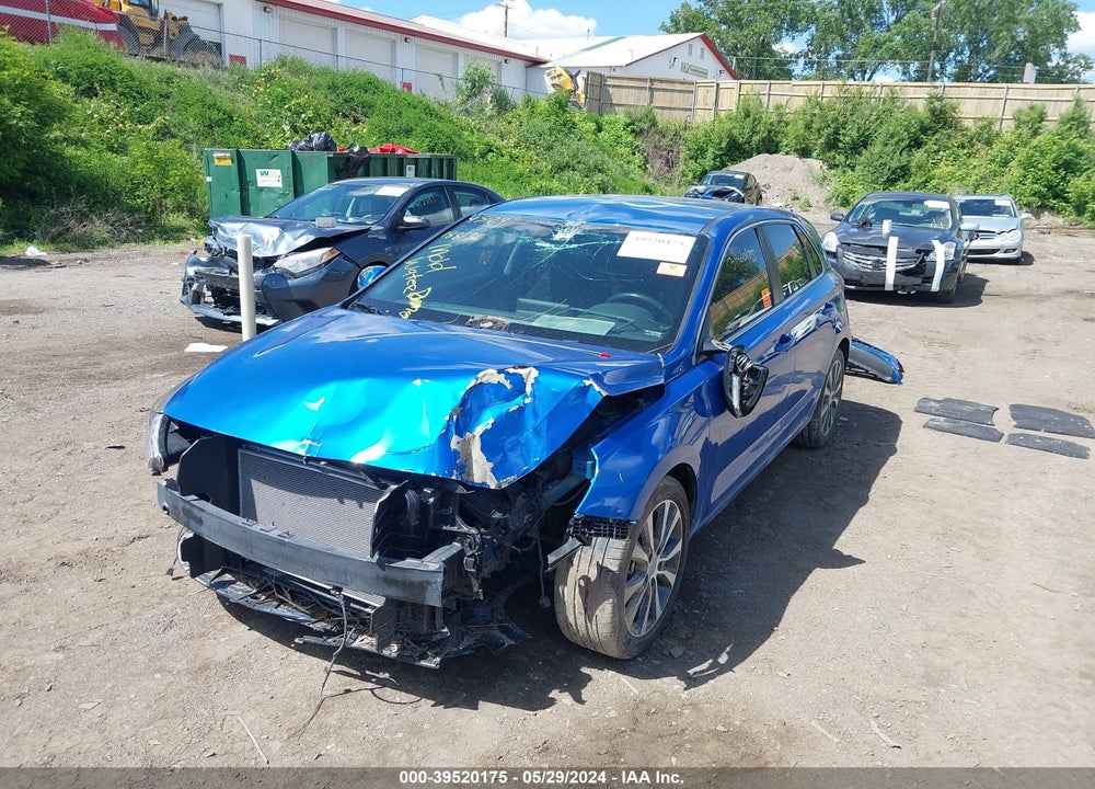 2018 HYUNDAI ELANTRA GT VIN: KMHH35LE8JU012059