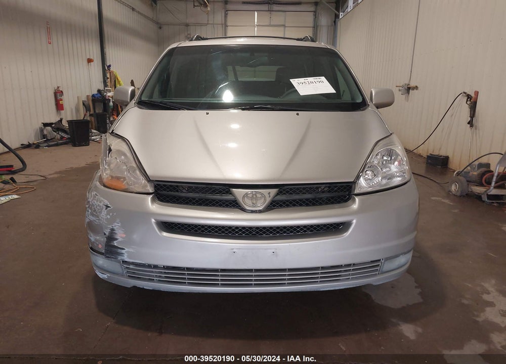 2005 TOYOTA SIENNA VIN: 5TDZA22C95S345748
