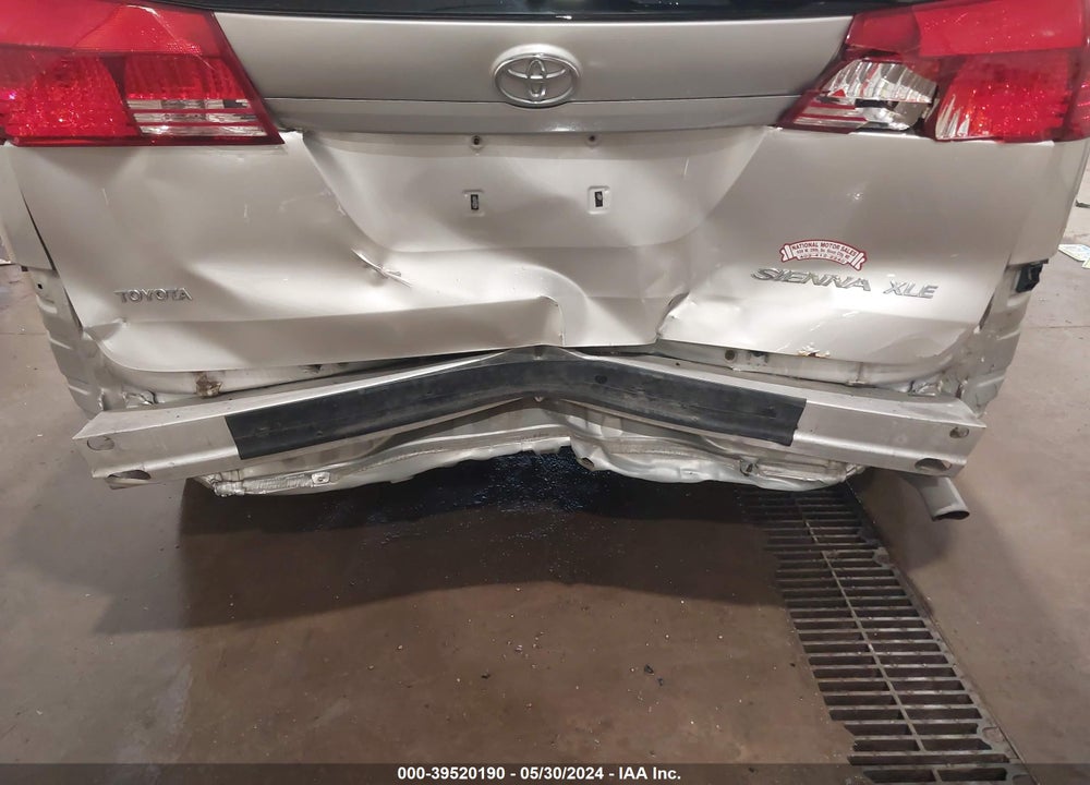 2005 TOYOTA SIENNA VIN: 5TDZA22C95S345748