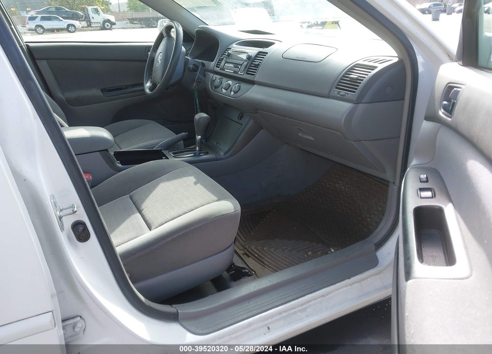 2005 TOYOTA CAMRY LE VIN: 4T1BE32K65U552382