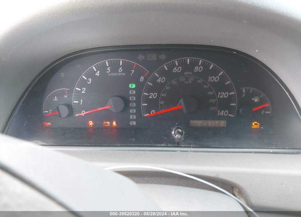 2005 TOYOTA CAMRY LE VIN: 4T1BE32K65U552382
