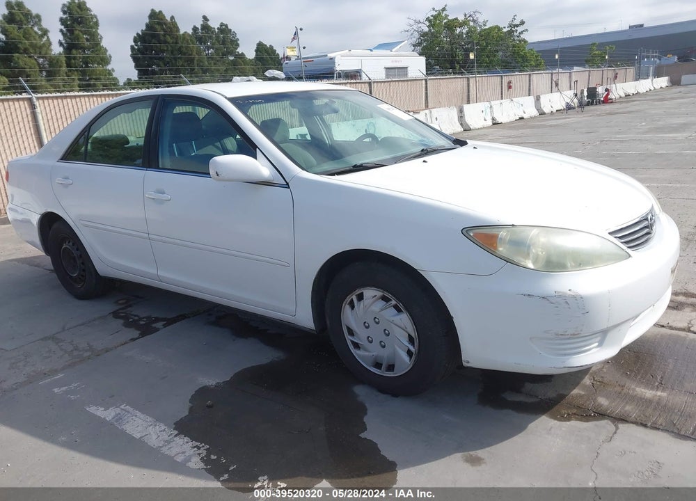 2005 TOYOTA CAMRY LE VIN: 4T1BE32K65U552382