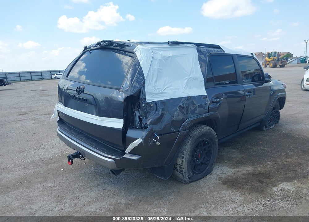 2022 TOYOTA 4RUNNER TRD OFF ROAD PREMIUM VIN: JTERU5JR9N6042141