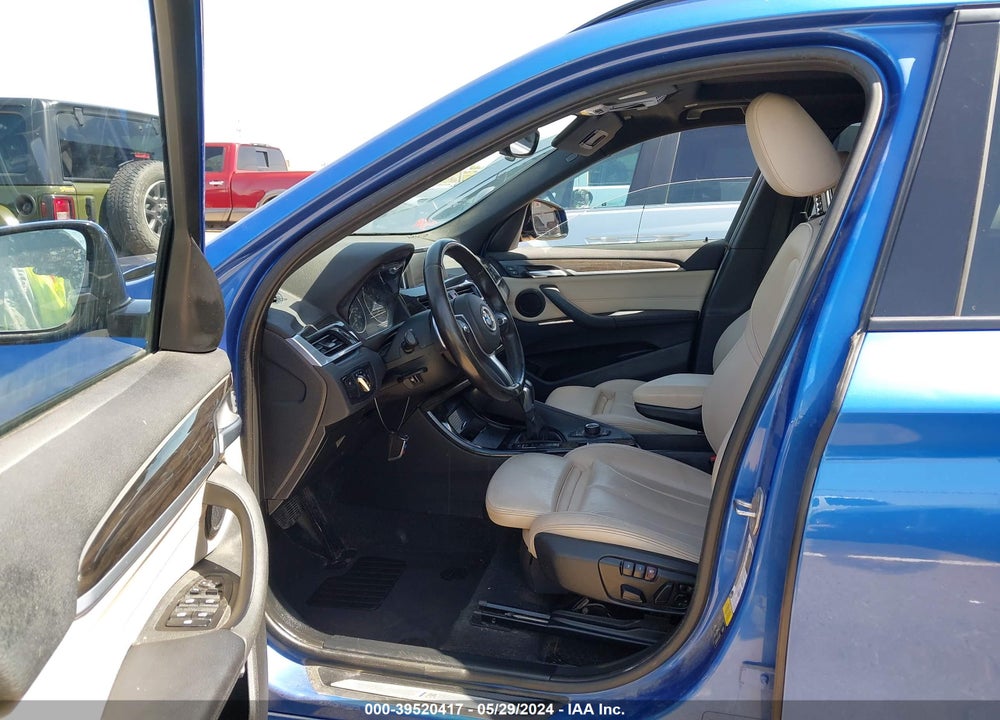 2017 BMW X1 XDRIVE28I VIN: WBXHT3C35H5F81341