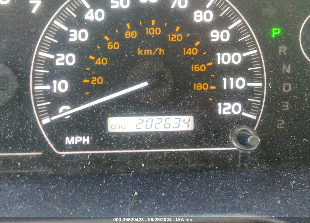 2006 TOYOTA SEQUOIA LIMITED V8 VIN: 5TDBT48A16S261633