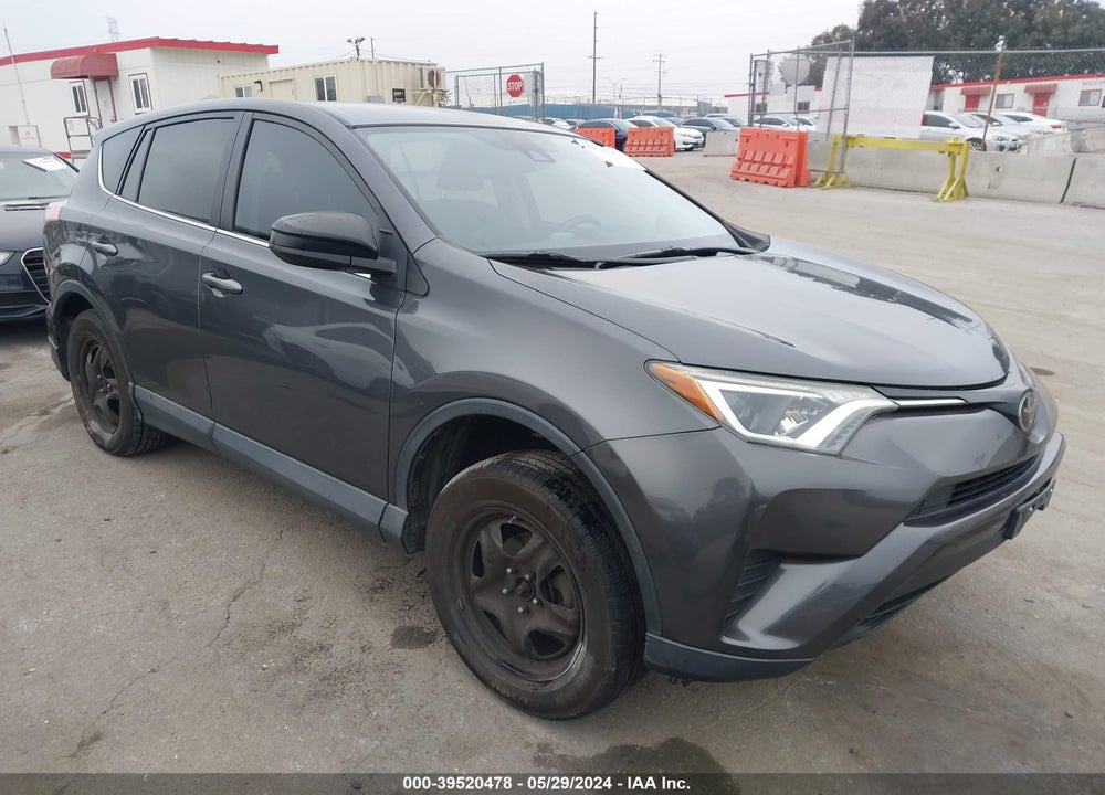 2018 TOYOTA RAV4 LE VIN: 2T3ZFREV6JW512972