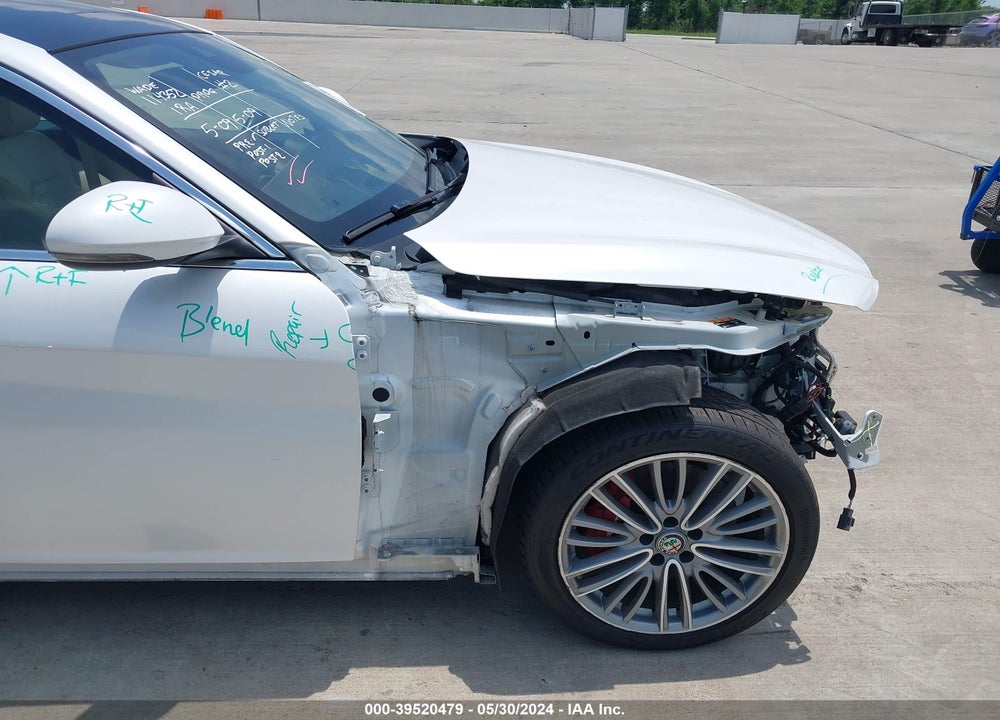 2019 ALFA ROMEO GIULIA TI LUSSO AWD VIN: ZARFANBN3K7611847
