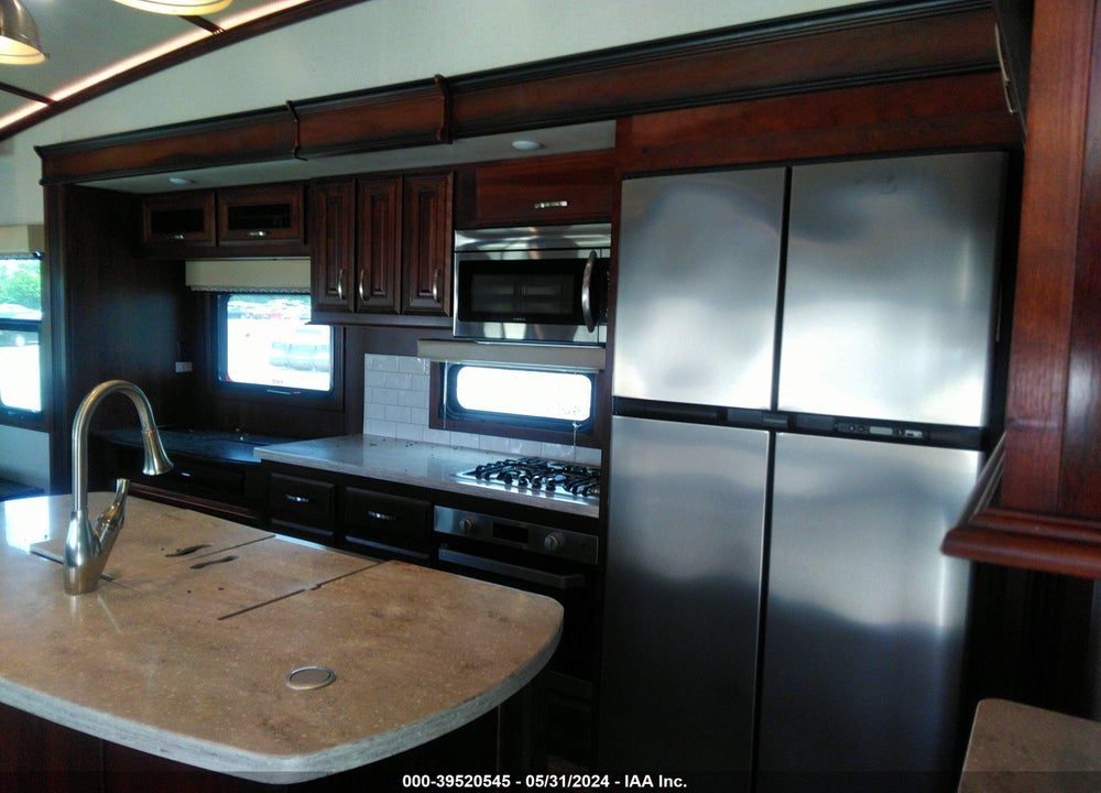 2020 JAYCO PINNACLE 32RLTS VIN: 1UJCJ0BT7L1RV0081