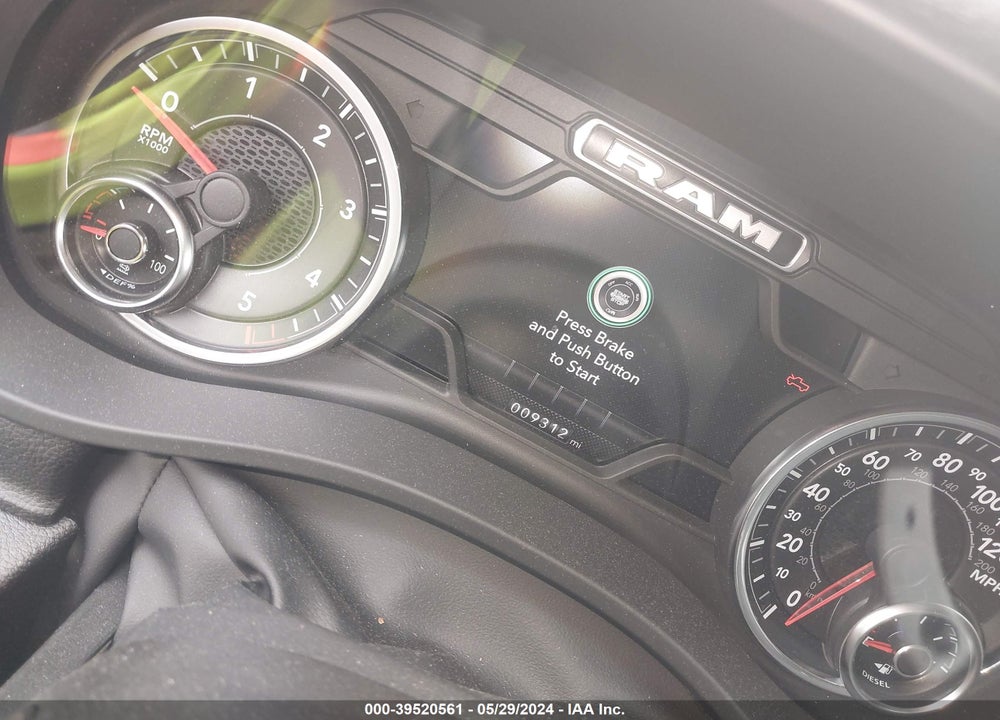 2022 RAM 1500 LAIE  4X2 5'7 BOX VIN: 1C6RREJM5NN254235