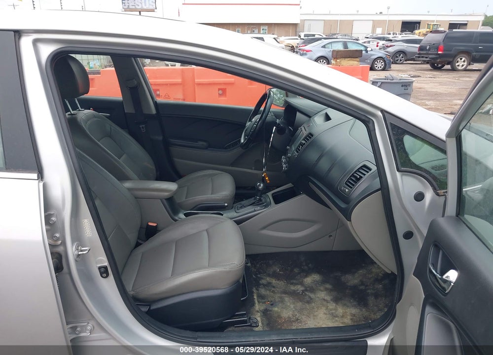 2016 KIA FORTE EX VIN: KNAFZ4A86G5504722