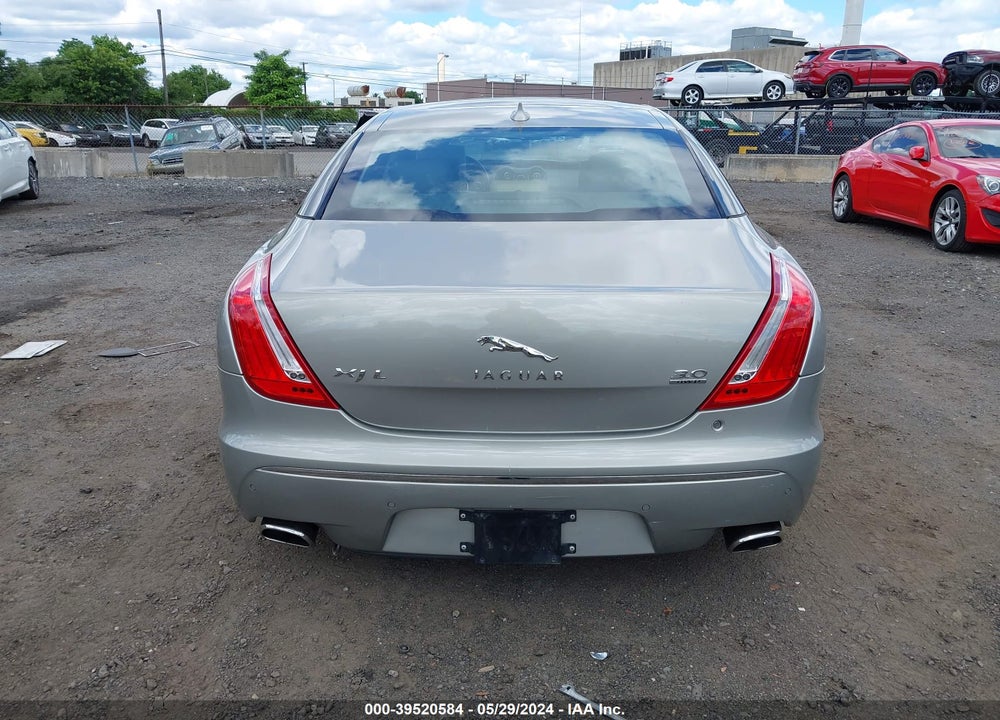 2013 JAGUAR XJ XJL PORTFOLIO VIN: SAJWJ2GD1D8V57052