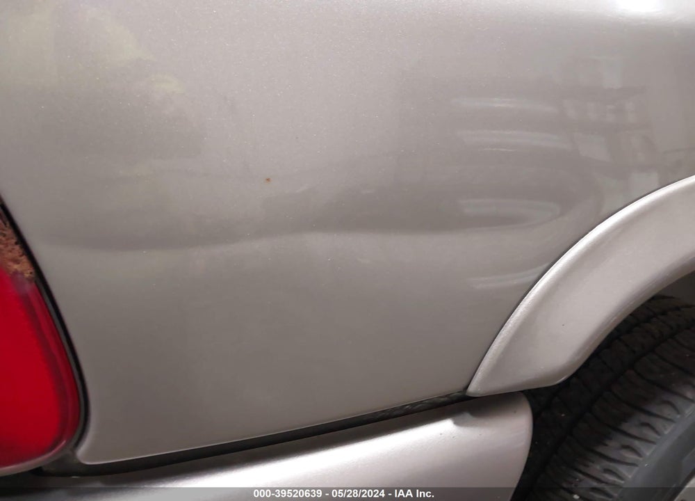 2000 DODGE DURANGO VIN: 1B4HS28N6YF235033
