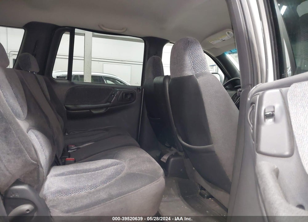 2000 DODGE DURANGO VIN: 1B4HS28N6YF235033