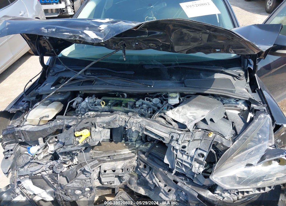2018 FORD FOCUS TITANIUM VIN: 1FADP3J21JL244194