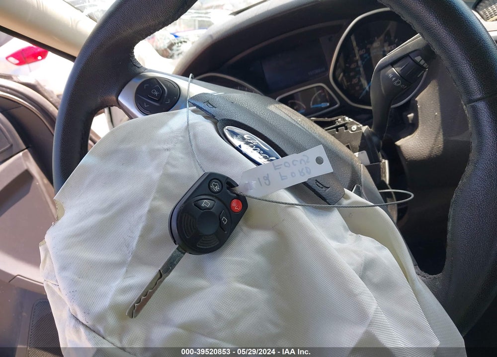 2012 FORD FOCUS SE VIN: 1FAHP3F2XCL235474