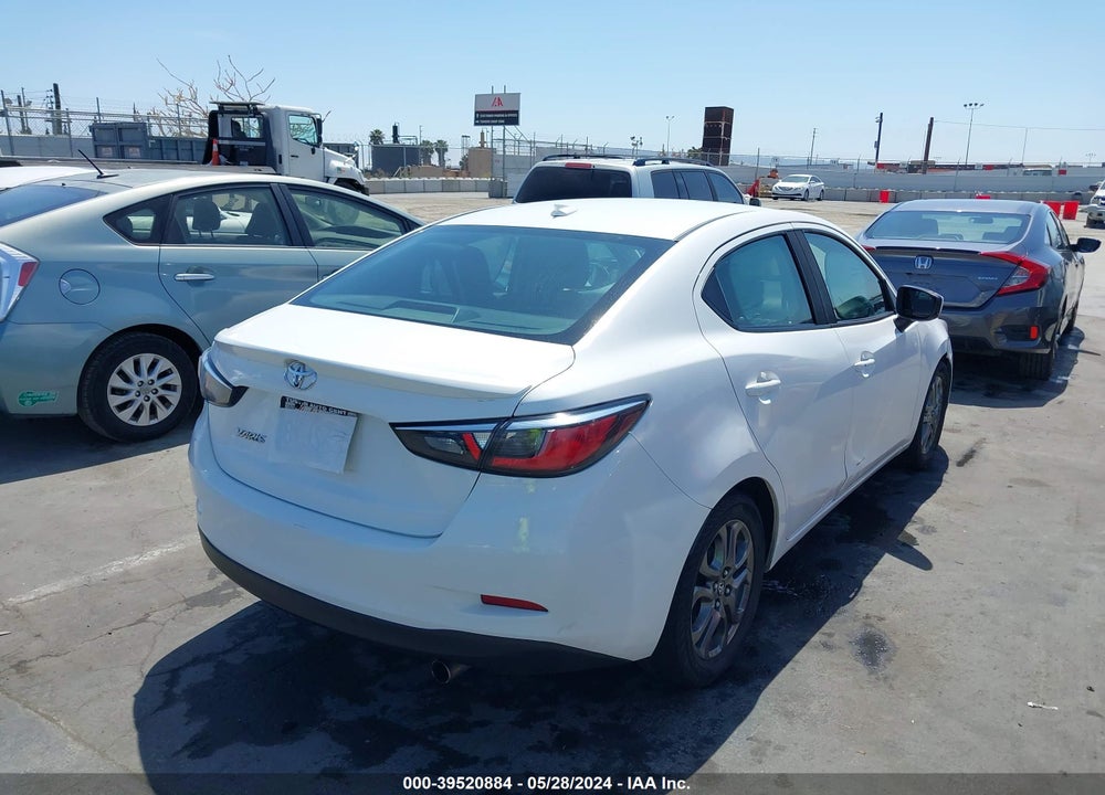 2019 TOYOTA YARIS LE VIN: 3MYDLBYVXKY523735
