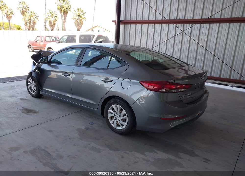 2018 HYUNDAI ELANTRA SE VIN: 5NPD74LF0JH346560