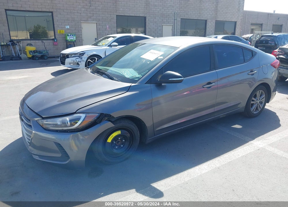 2018 HYUNDAI ELANTRA SEL VIN: 5NPD84LF7JH240636