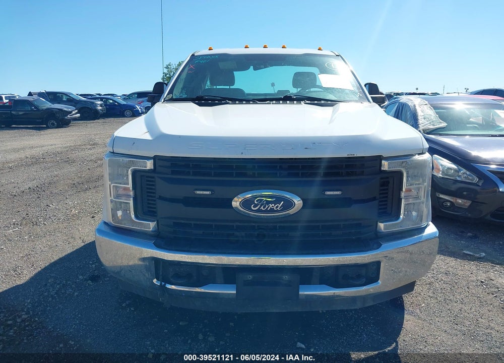 2017 FORD F-350 CHASSIS XL VIN: 1FDRF3GT7HED45799