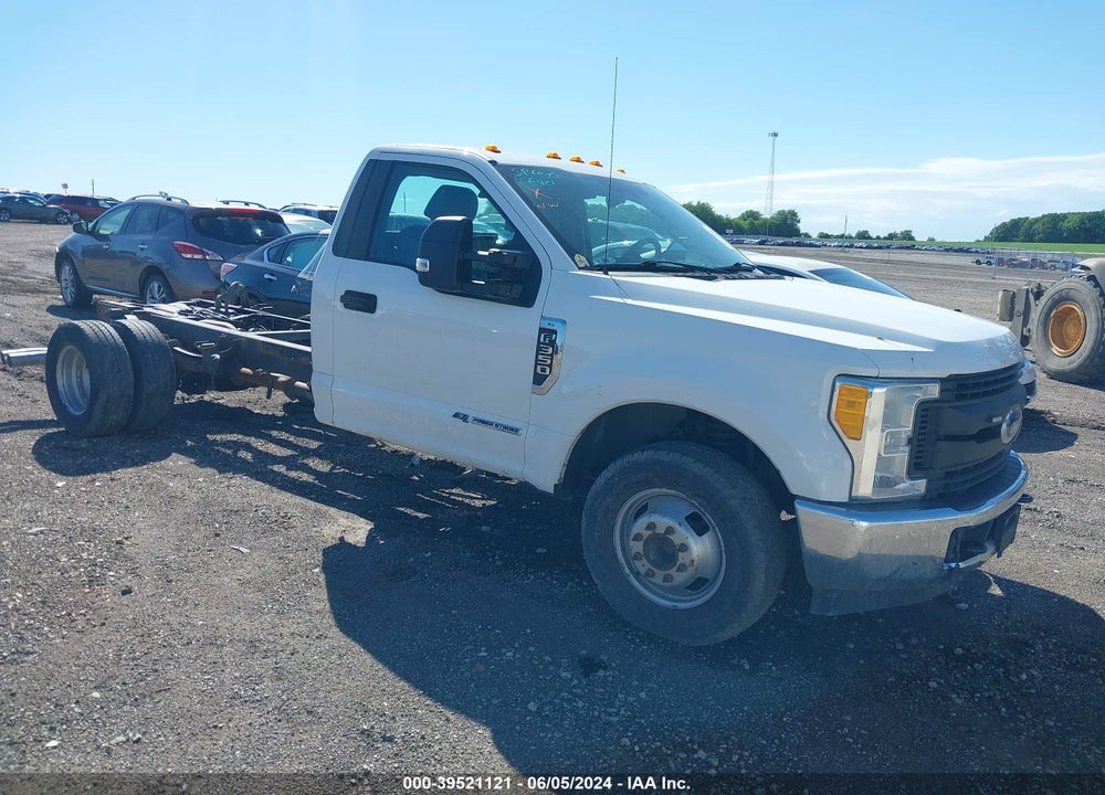 2017 FORD F-350 CHASSIS XL VIN: 1FDRF3GT7HED45799