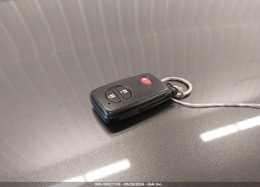 2015 TOYOTA PRIUS V THREE VIN: JTDZN3EU5FJ020589