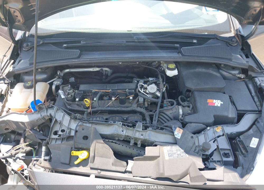 2018 FORD FOCUS S VIN: 1FADP3E22JL302436