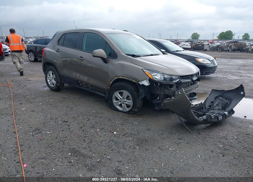 2022 CHEVROLET TRAX AWD LS VIN: KL7CJNSM8NB516235