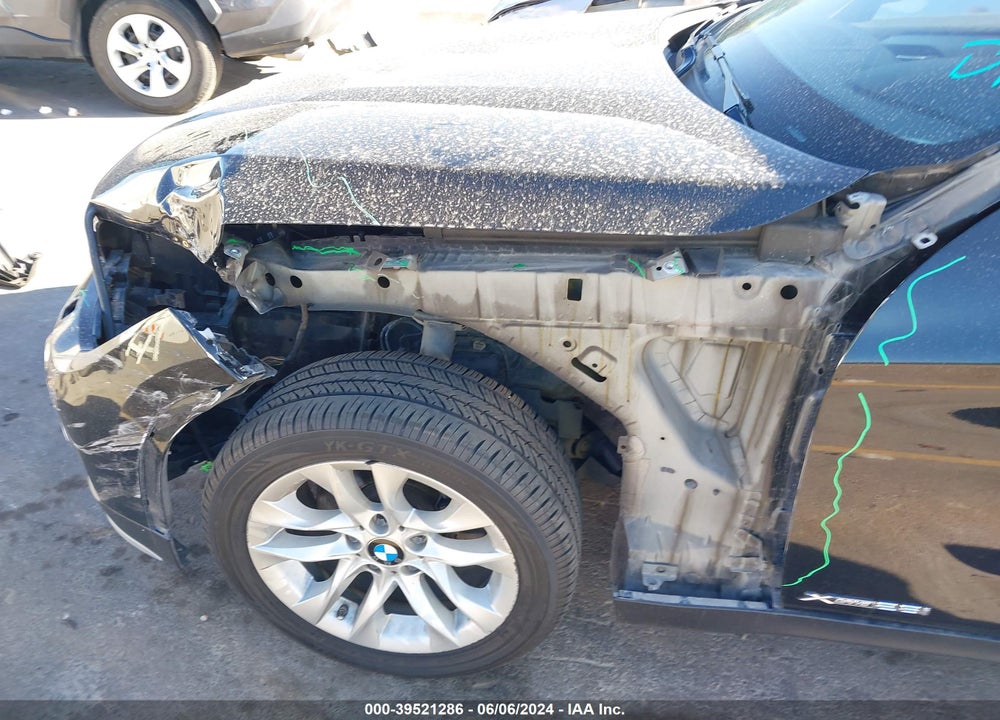 2015 BMW X1 XDRIVE28I VIN: WBAVL1C54FVY31780