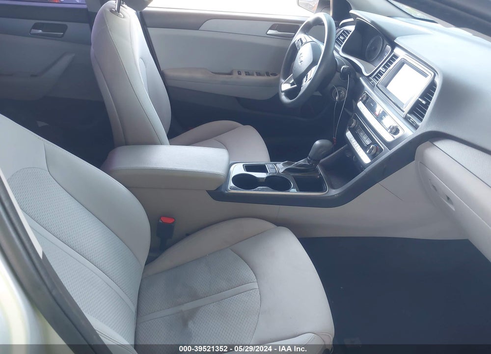 2019 HYUNDAI SONATA SE VIN: 5NPE24AF6KH799122