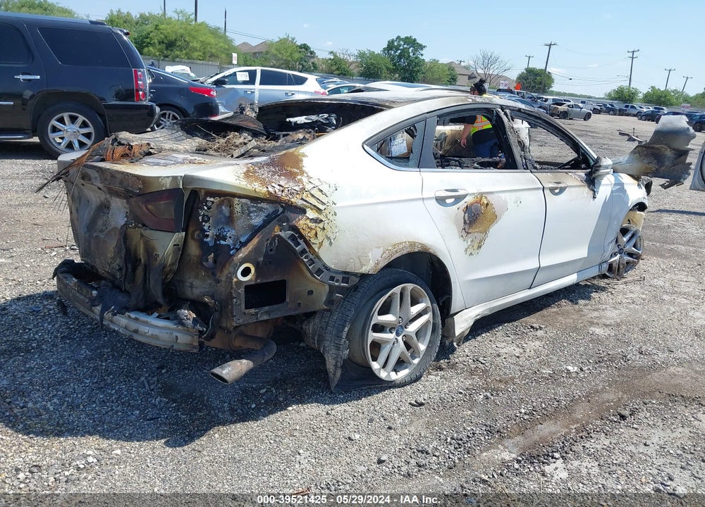 2014 FORD FUSION SE VIN: 3FA6P0H70ER114066