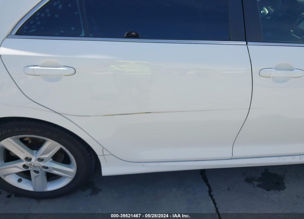 2014 TOYOTA CAMRY SE VIN: 4T1BF1FKXEU322243