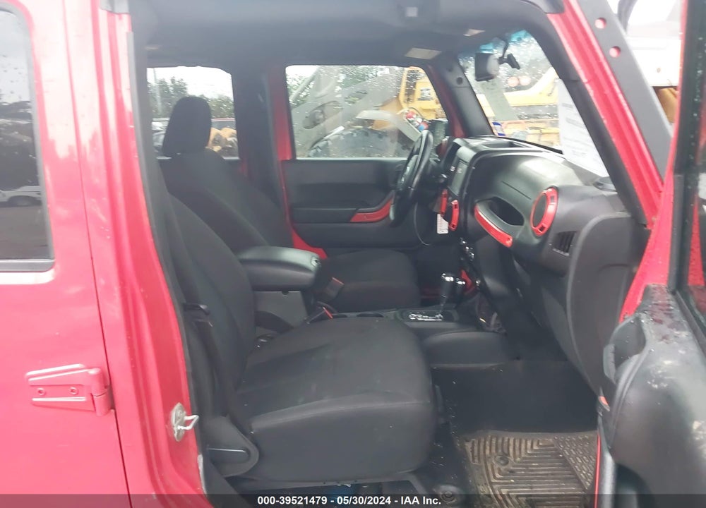 2016 JEEP WRANGLER UNLIMITED SPORT VIN: 1C4BJWDG0GL216536