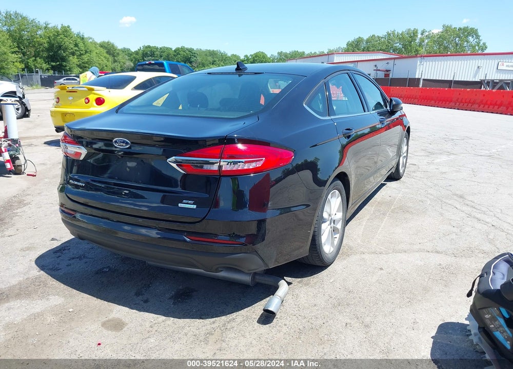 2020 FORD FUSION SE VIN: 3FA6P0HD6LR245182