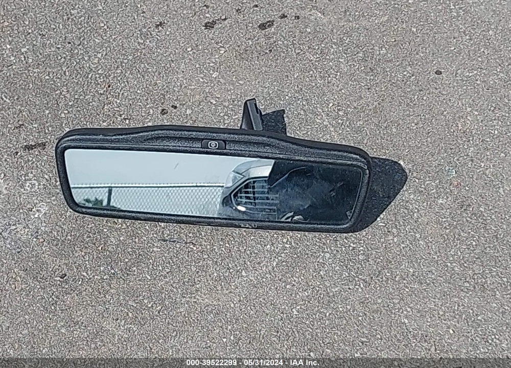 2011 KIA SORENTO LX VIN: 5XYKTCA17BG130119
