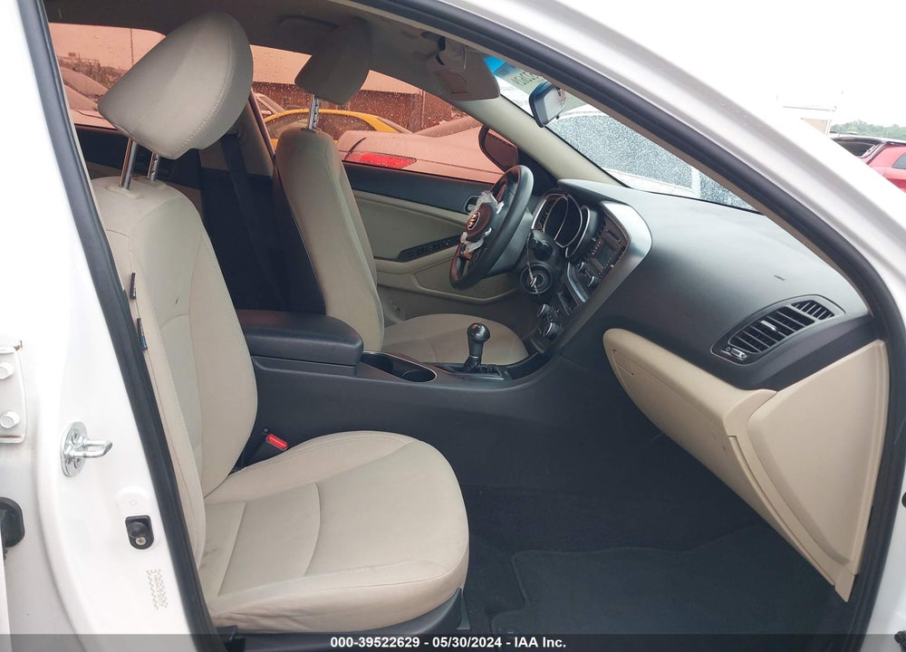 2015 KIA OPTIMA LX VIN: KNAGM4A78F5650550