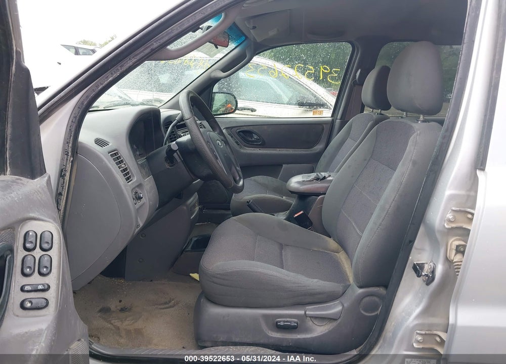 2002 FORD ESCAPE XLT VIN: 1FMYU04112KD51982